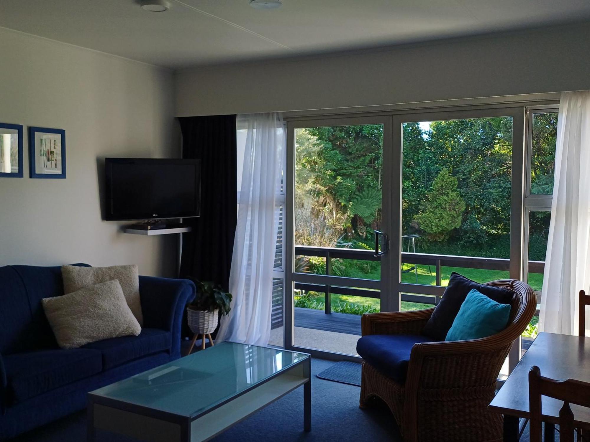 Golden Bay Motel ทาคาคา ภายนอก รูปภาพ